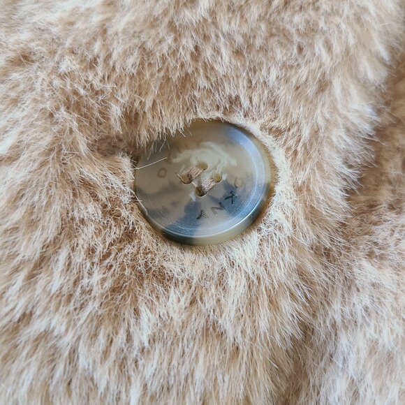DKNY Women's Faux Fur Coat Camel Size XXL Beige Long Sleeve Button Up - Picture 5 of 16